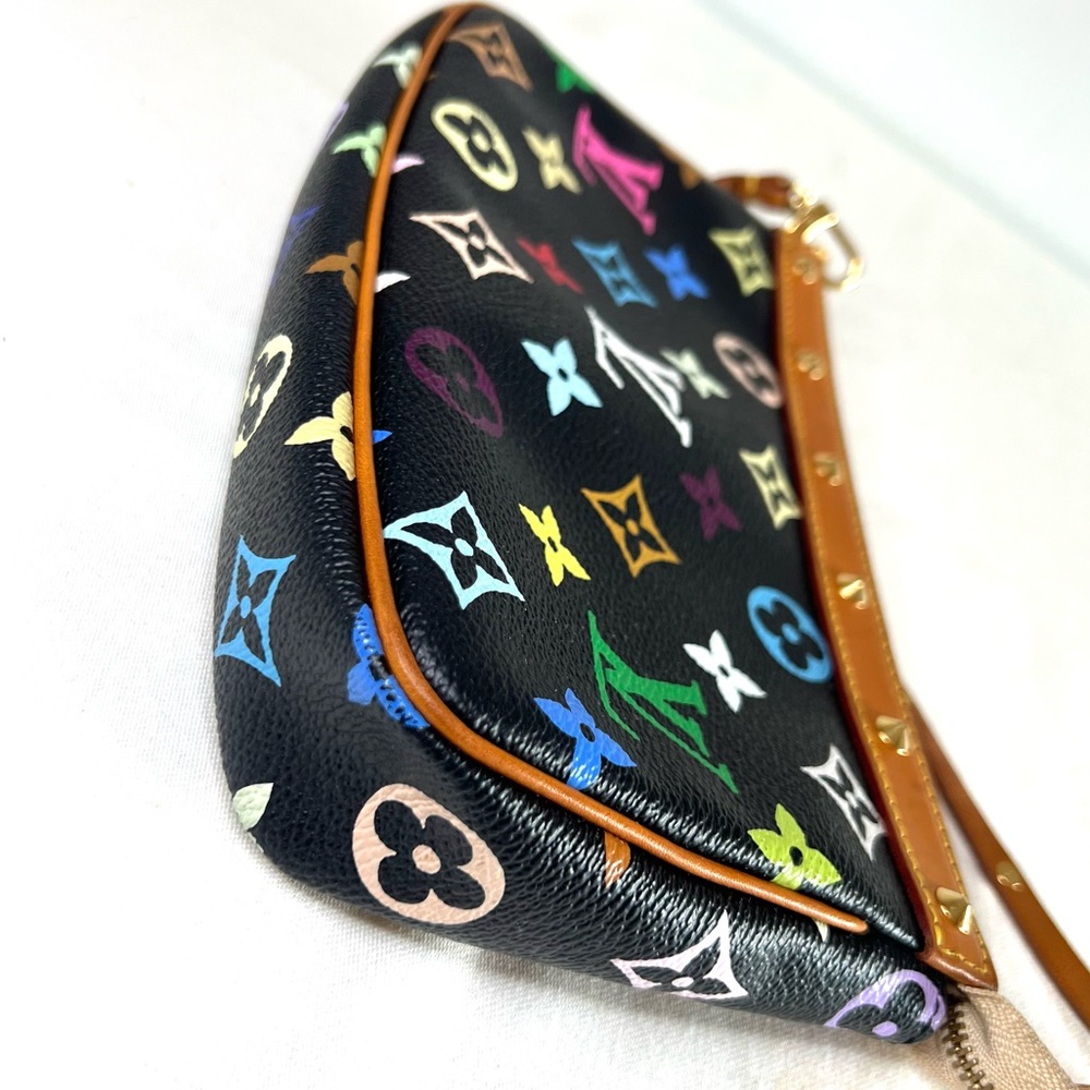 Louis Vuitton Monogram Multicolor Pochette Accessories Black. - Picture 5 of 16